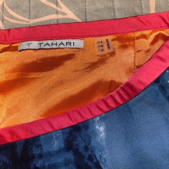 tahari asymmetrical snake print skirt - Picture 3 of 3